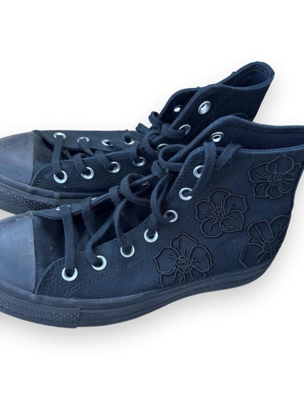 Converse Black High-Top Sneakers with Beautiful Floral Embroidery
